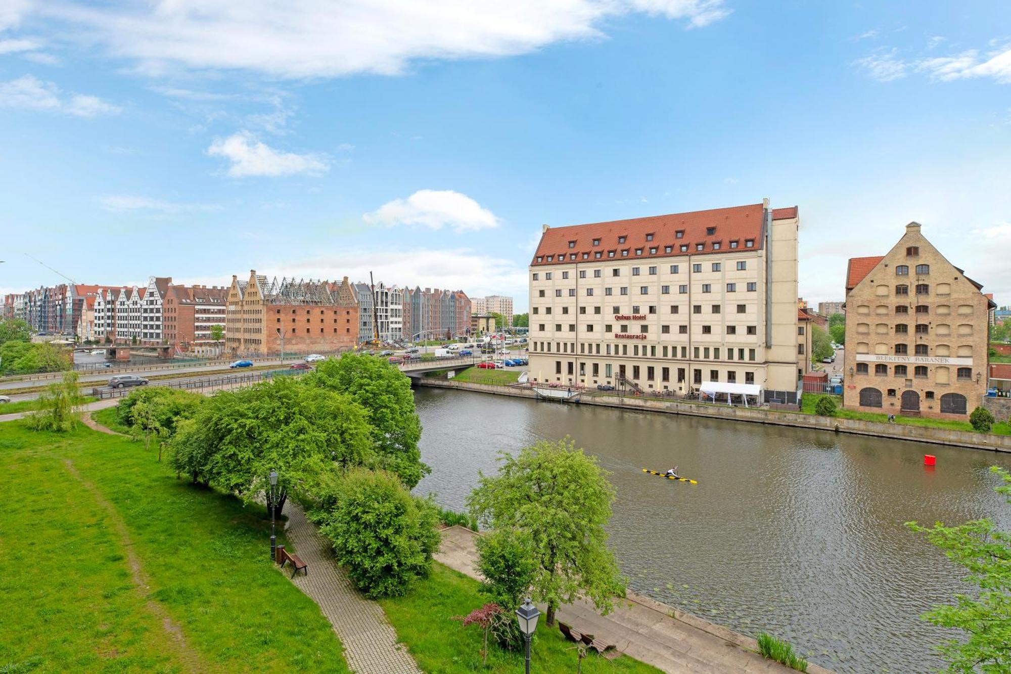 Rezydencja Wintera & Parking By Downtown Apartments Gdańsk Buitenkant foto